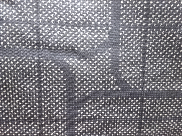 アンティーク　抽象模様織り出し本場泥大島紬着物(5マルキ)